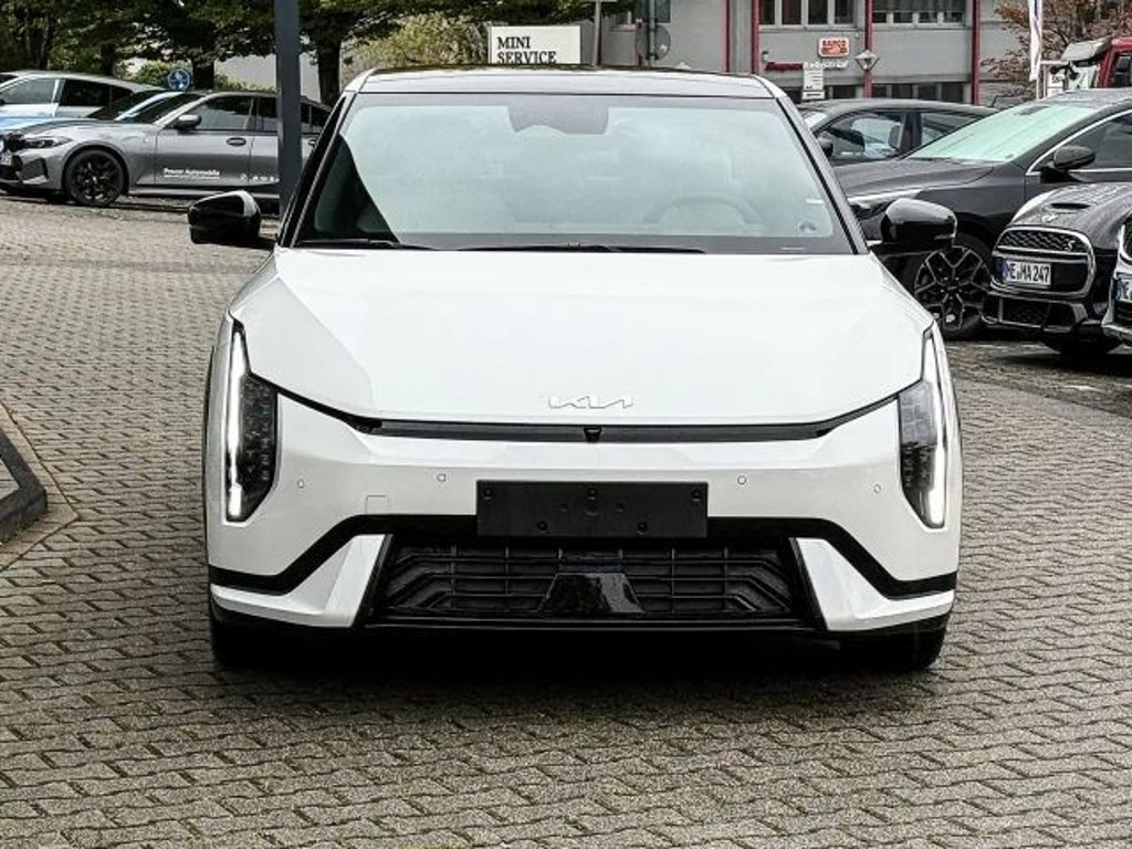 Kia EV4