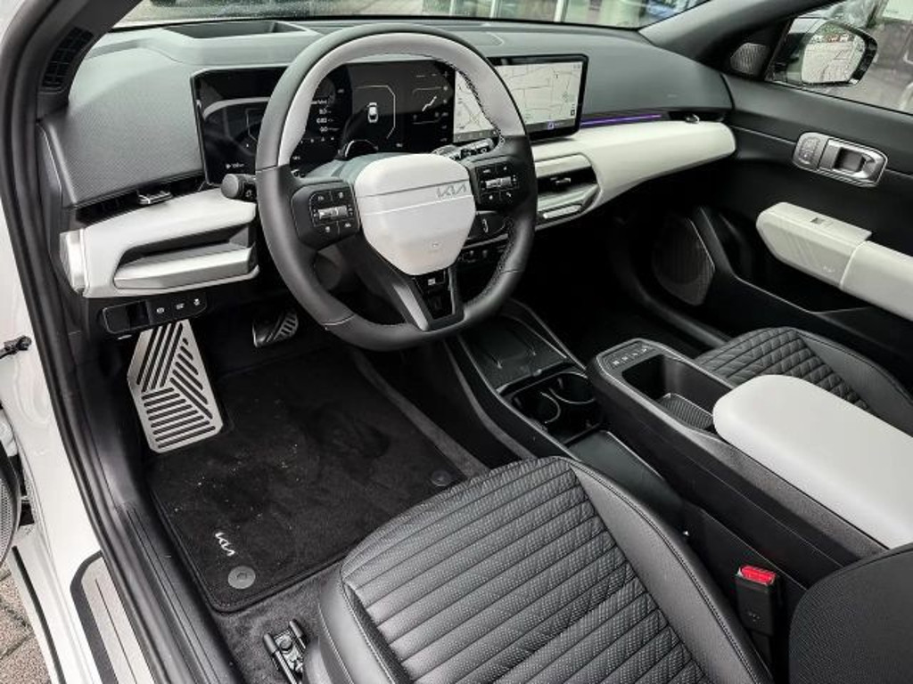 Kia EV4