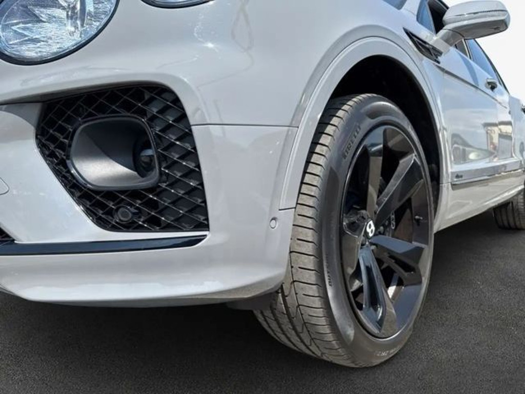 Bentley Bentayga V8