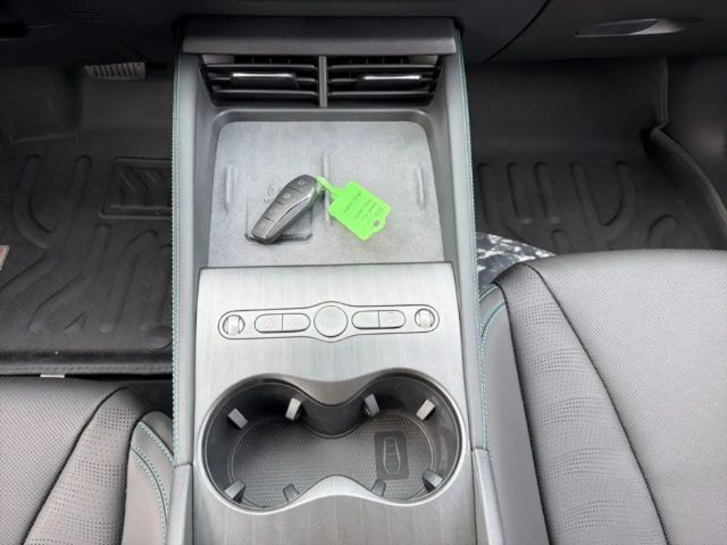 BYD Seal 6