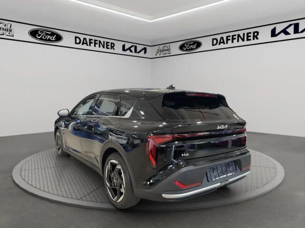 Kia K4