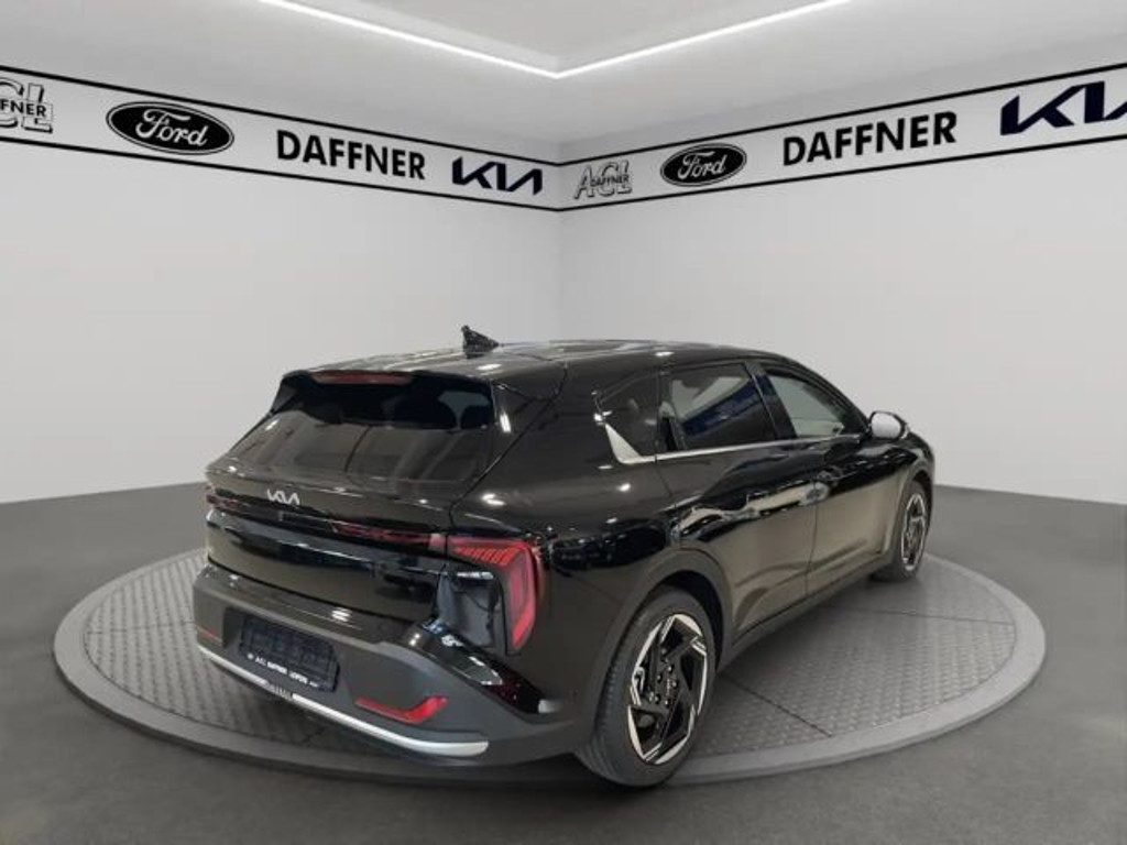 Kia K4