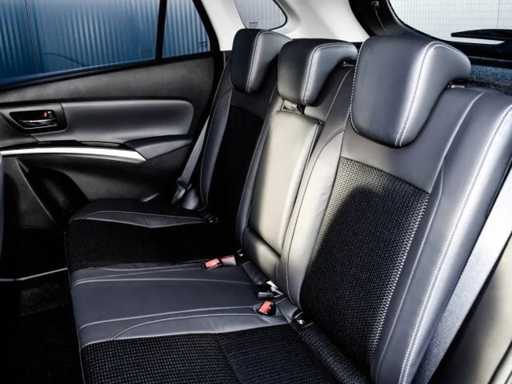 Suzuki S-Cross