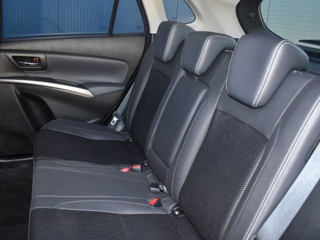 Suzuki S-Cross