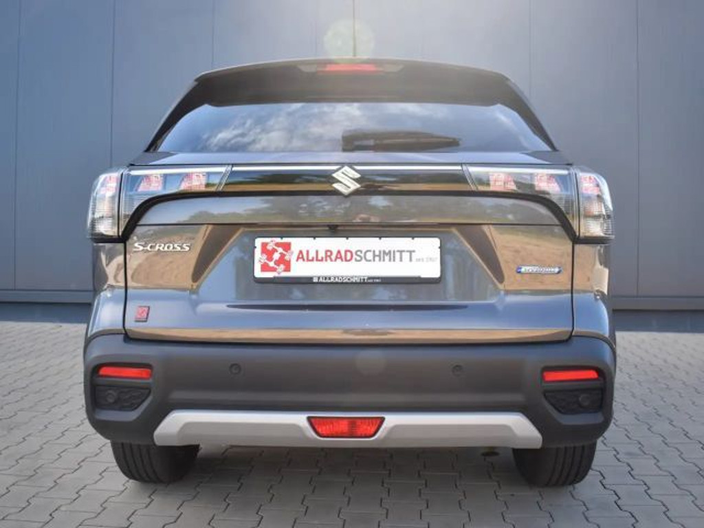 Suzuki S-Cross