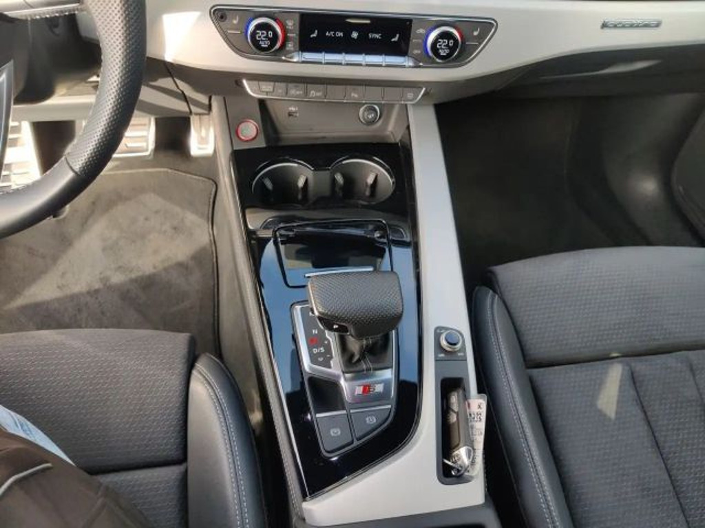 Audi S4
