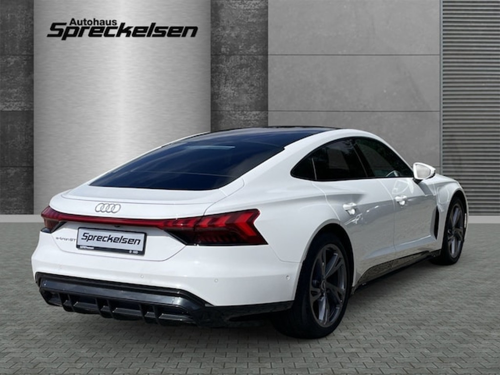 Audi e-tron GT