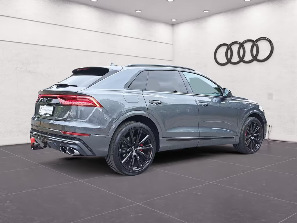 Audi SQ8