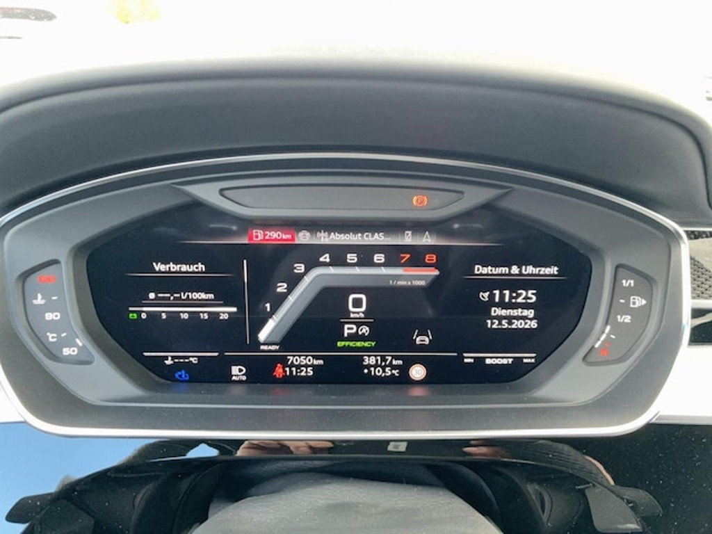 Audi S8