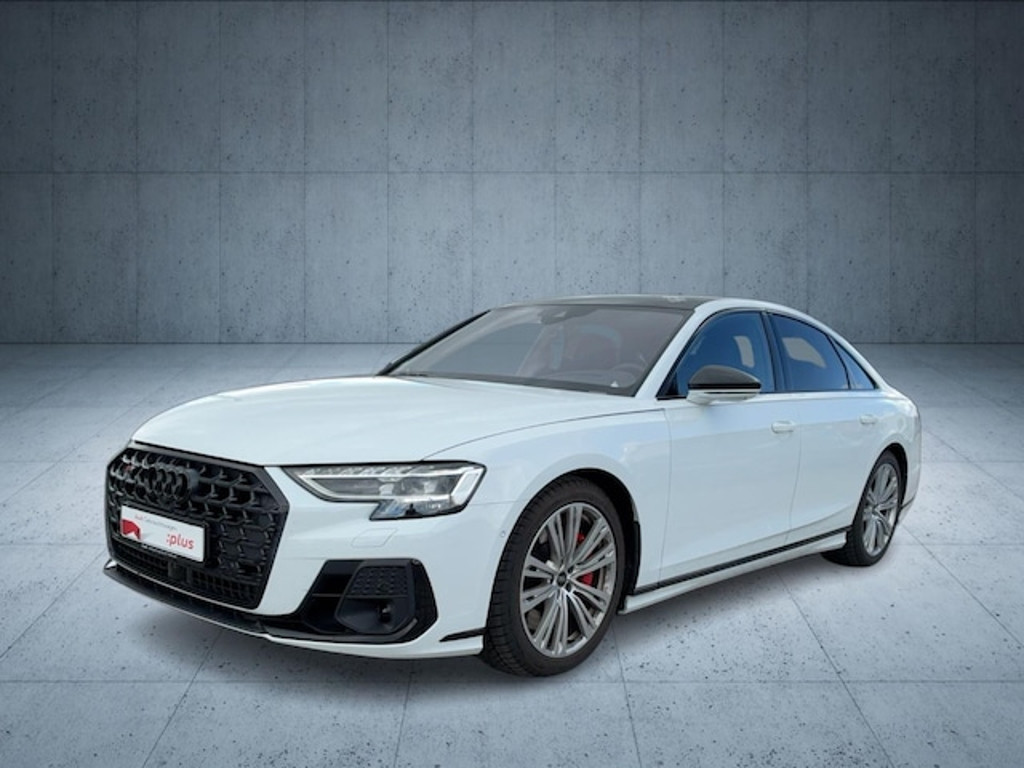 Audi S8