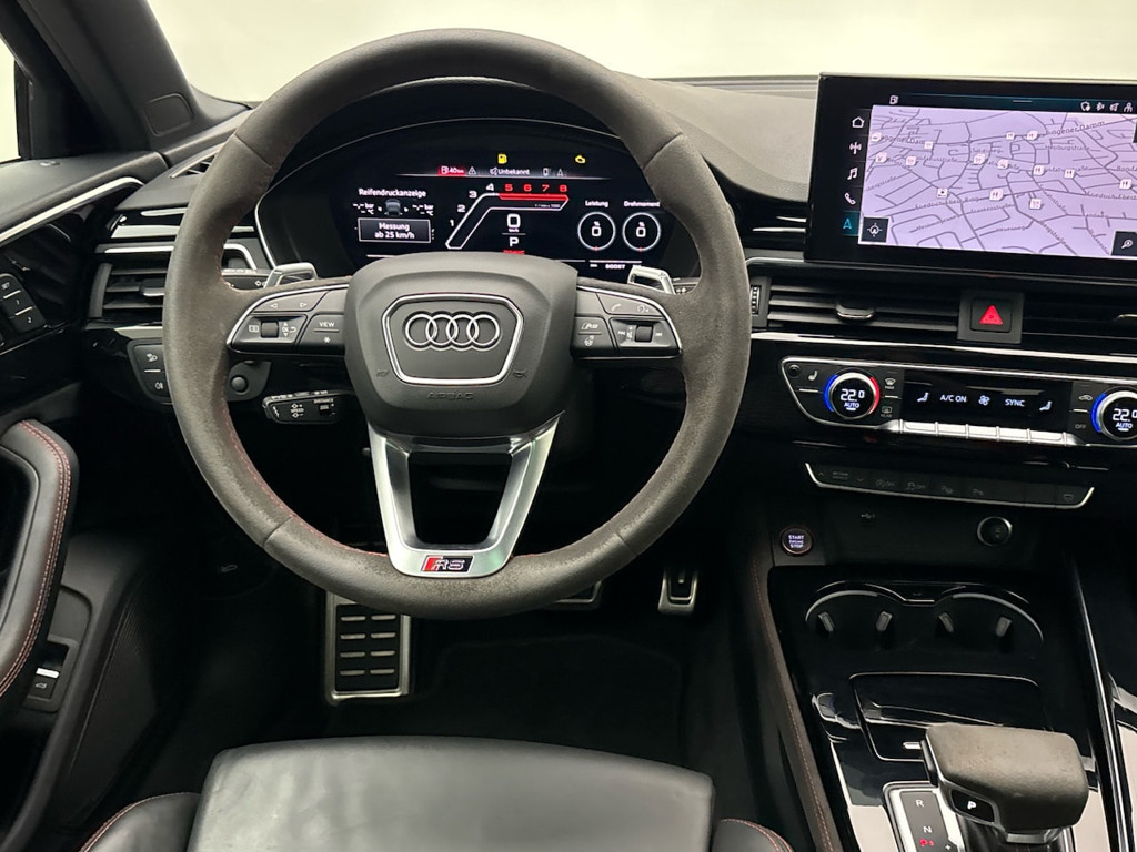 Audi RS4