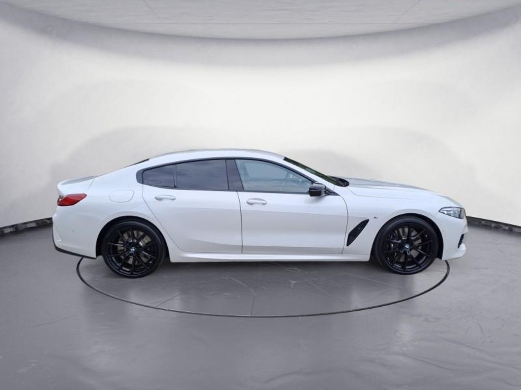 BMW M850