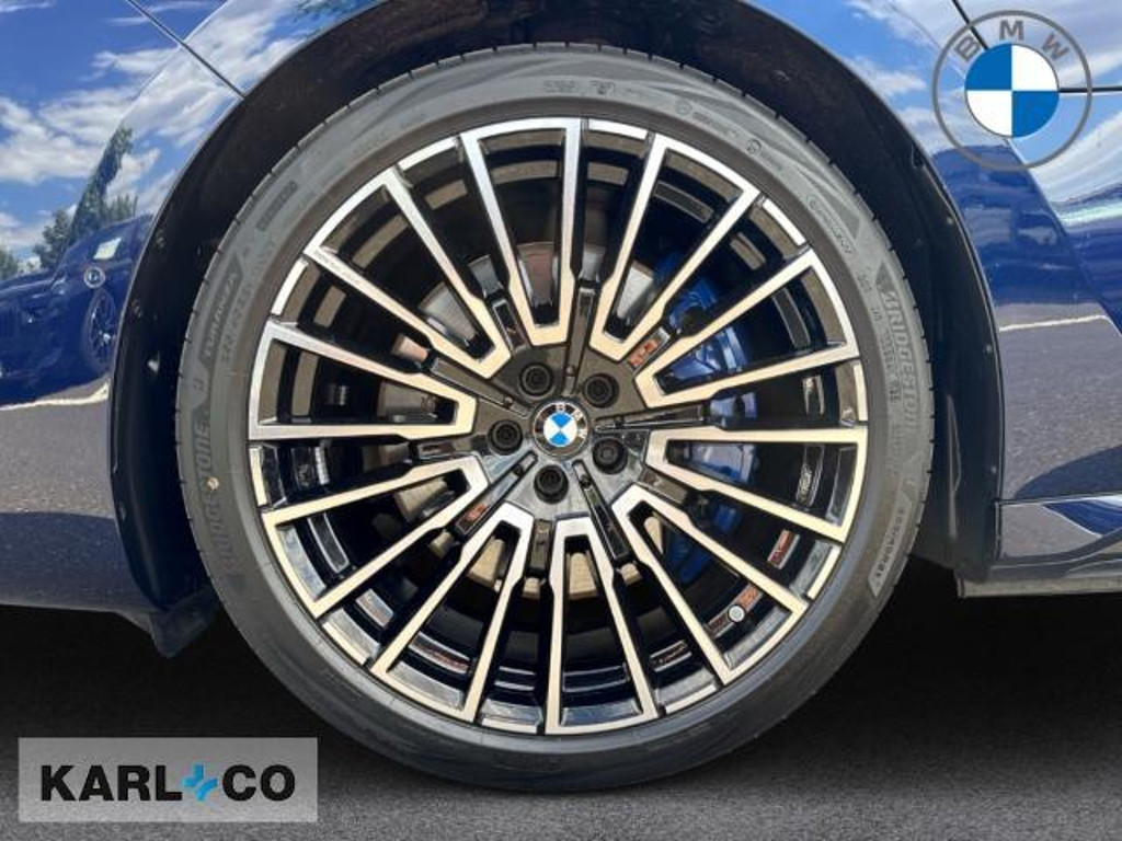 BMW M760