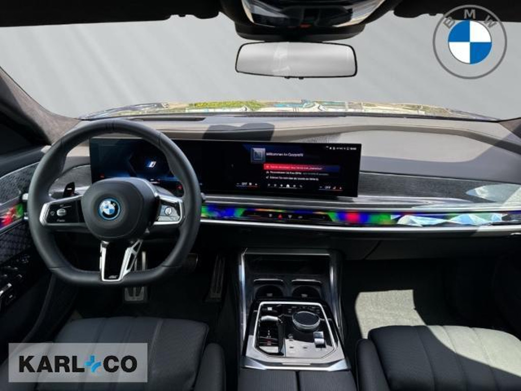 BMW M760