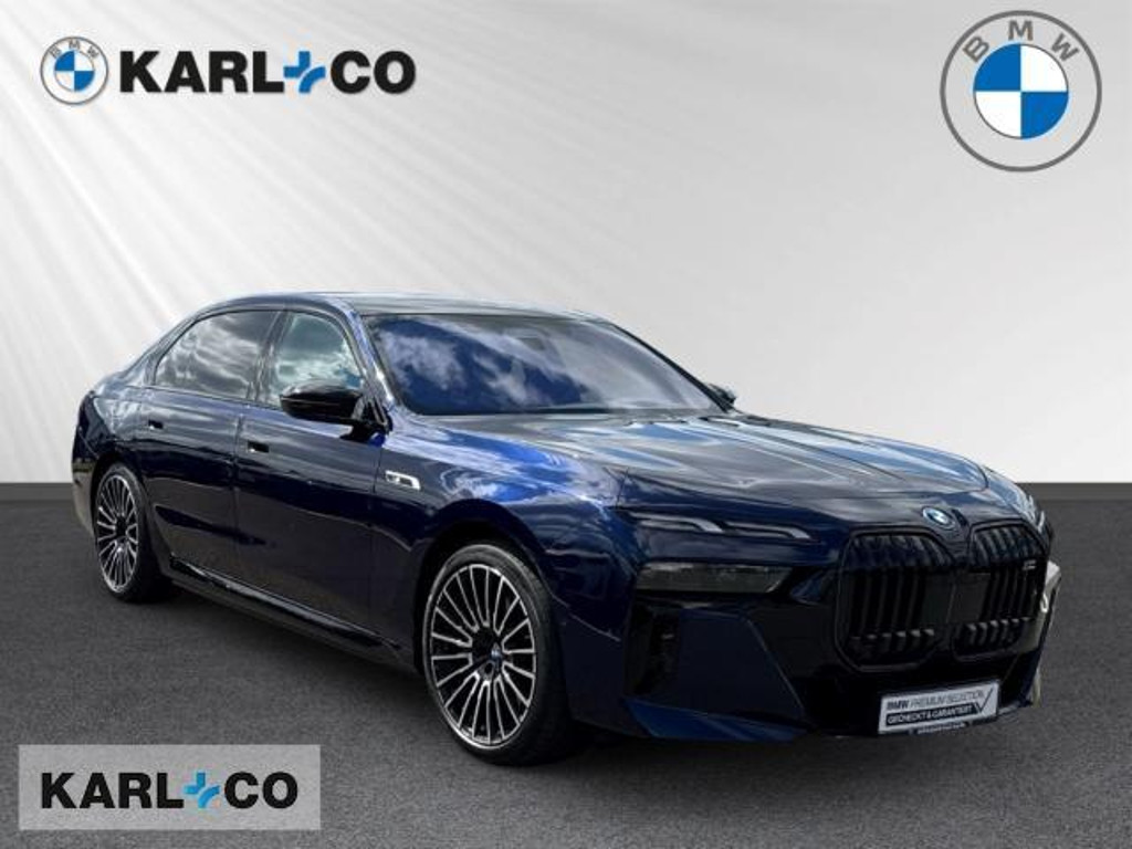 BMW M760