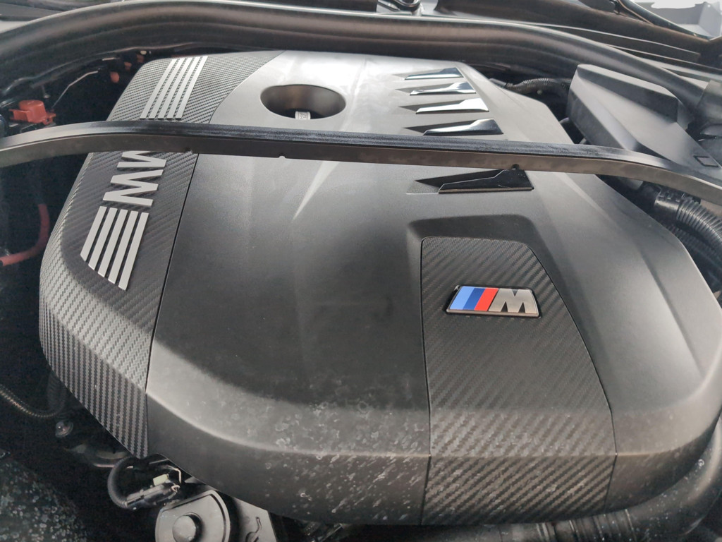 BMW M760