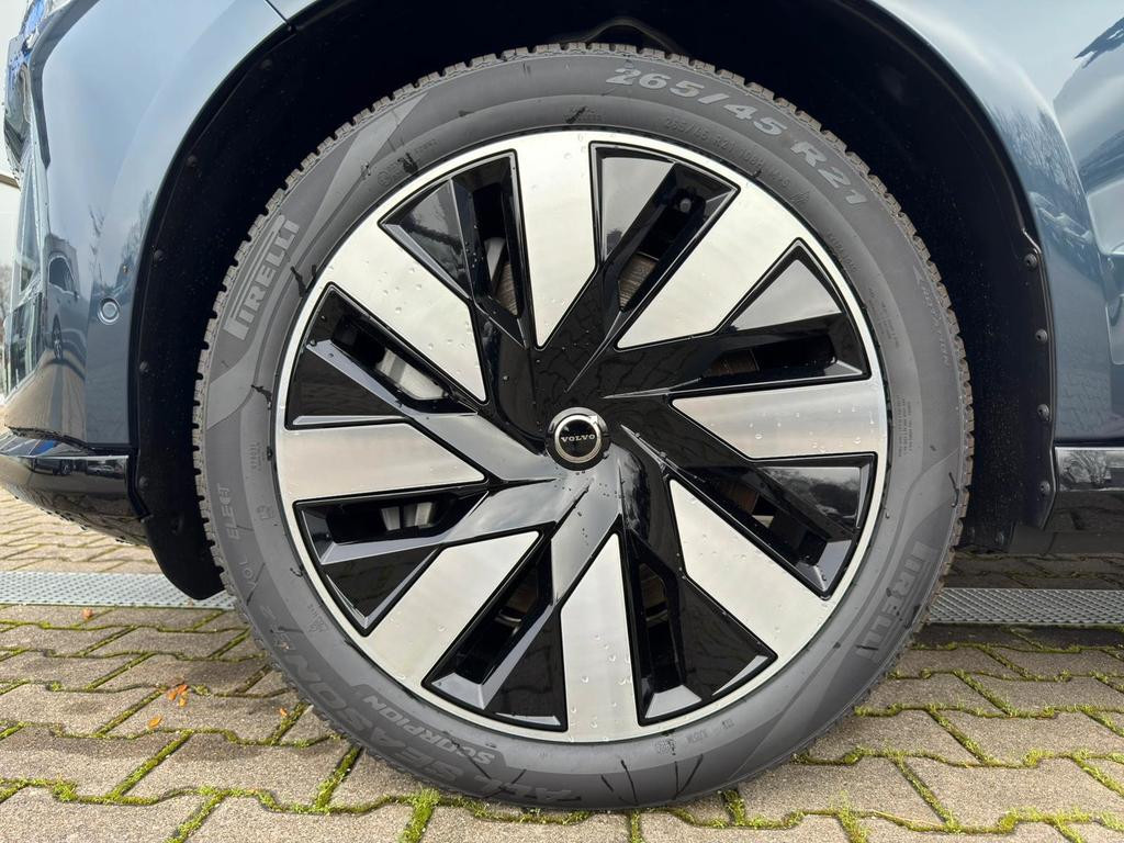 Volvo EX90