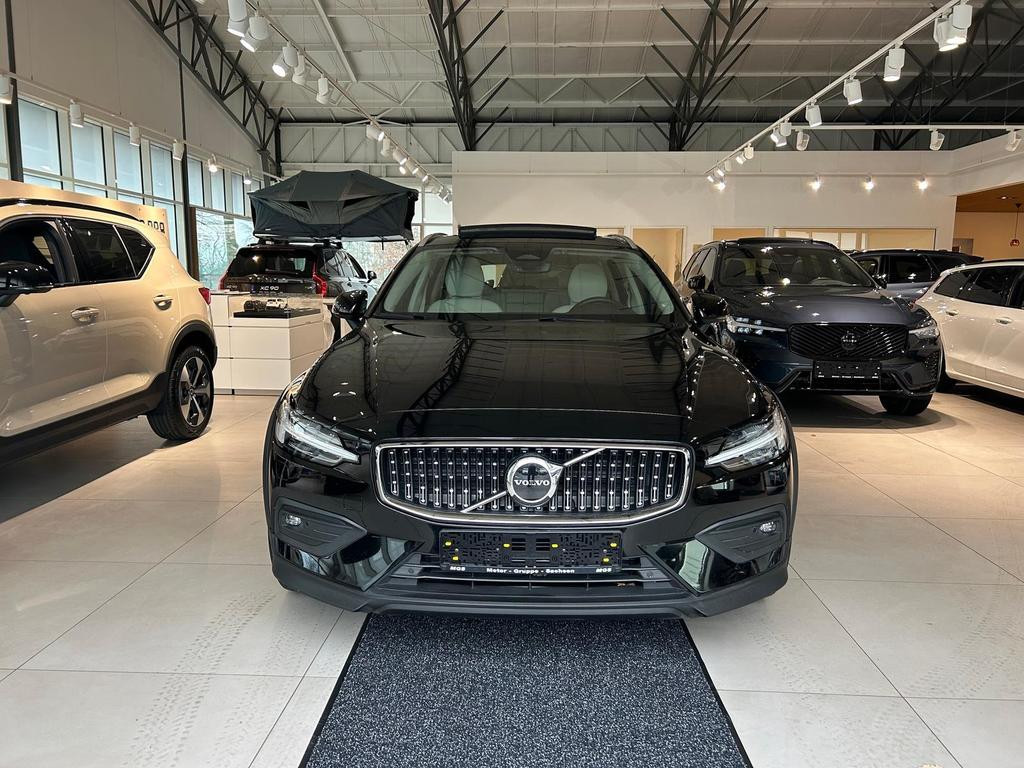 Volvo V60 Cross Country