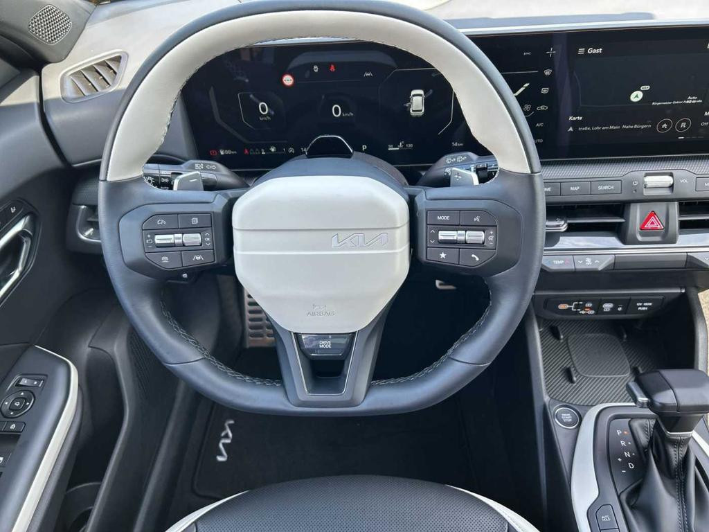 Kia K4