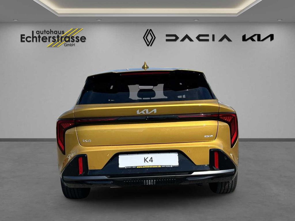 Kia K4