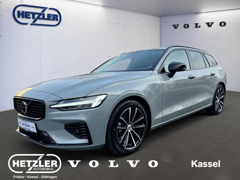 Volvo V60 AWD Hybrid Recharge Plus Dark