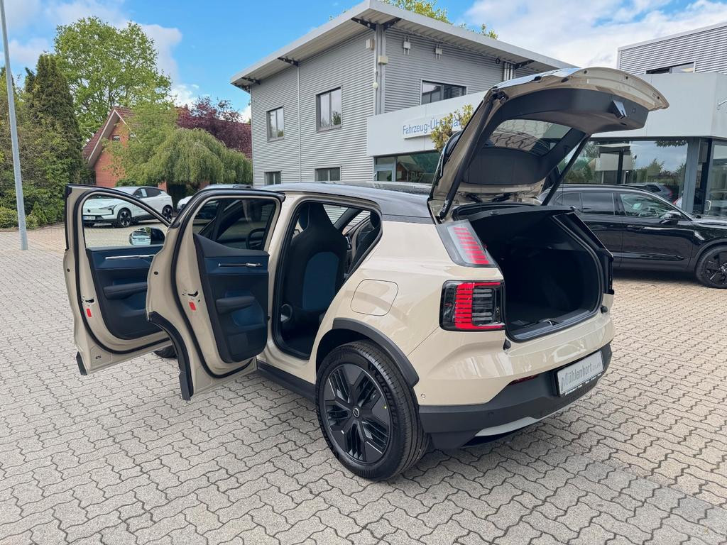 Volvo EX30