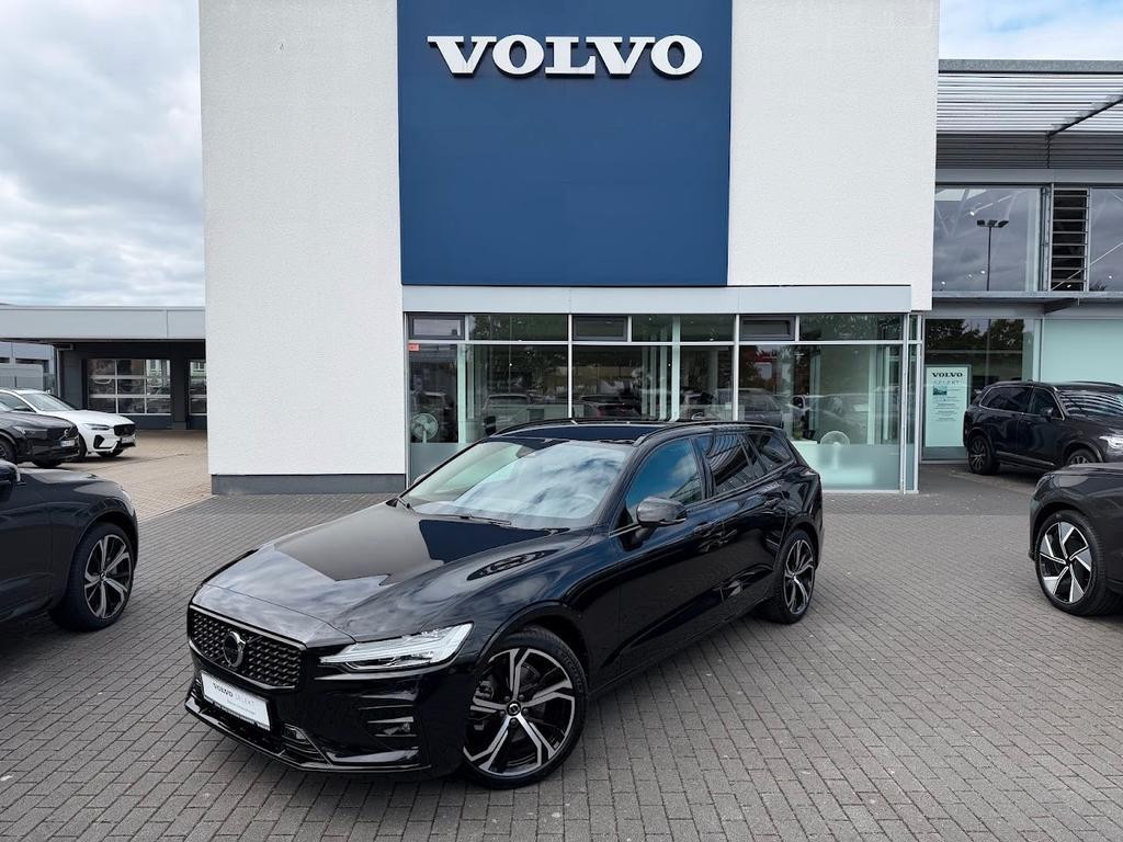 Volvo V60 Plus Dark