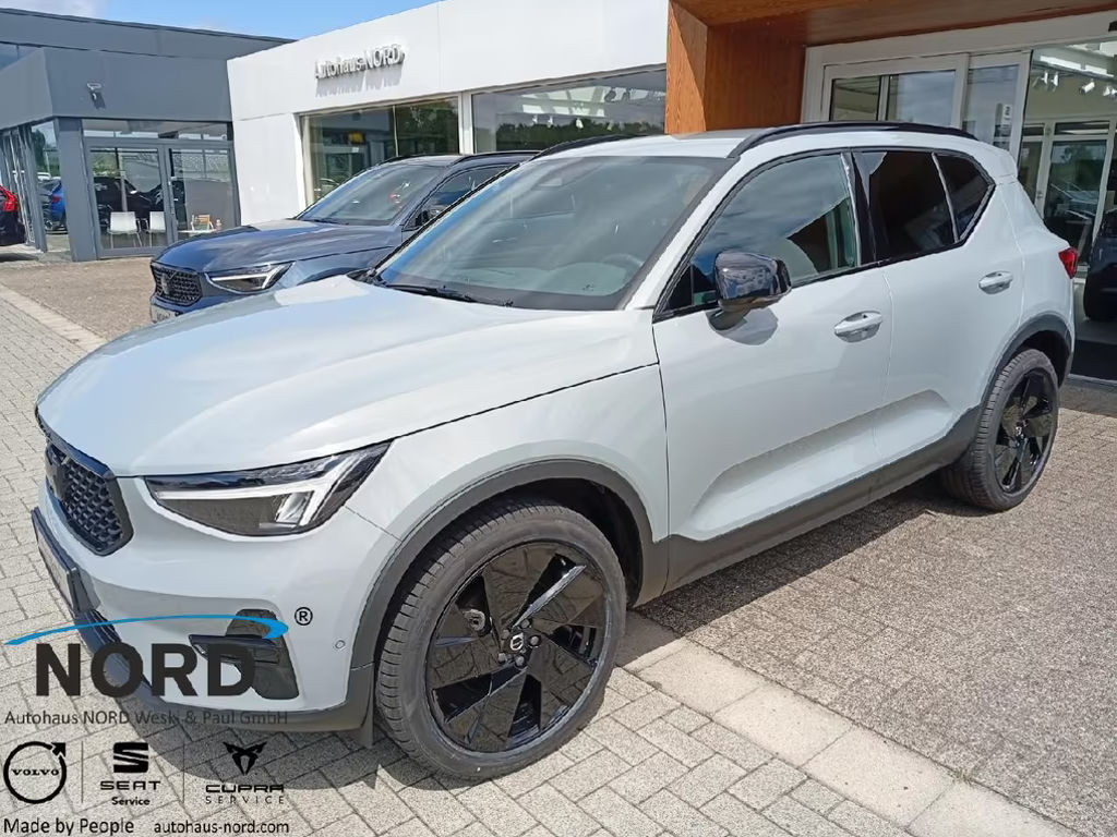 Volvo XC40 Plus