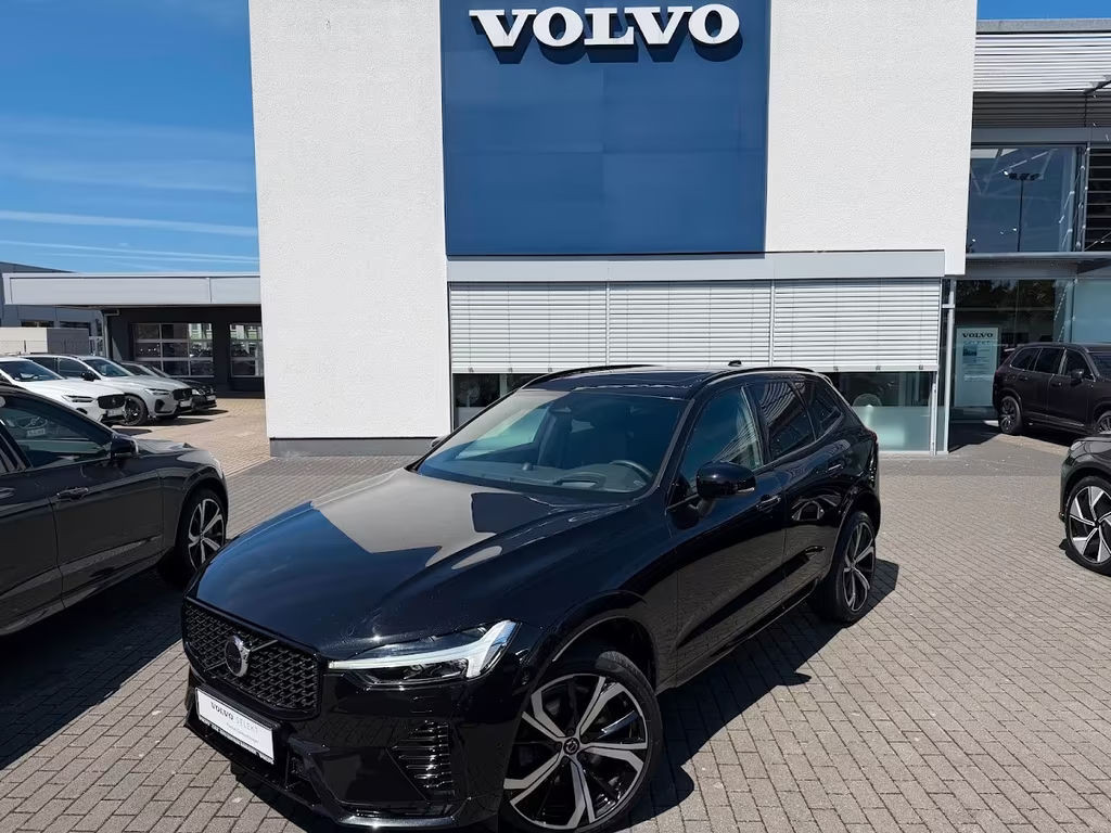 Volvo XC60 AWD Ultimate Dark