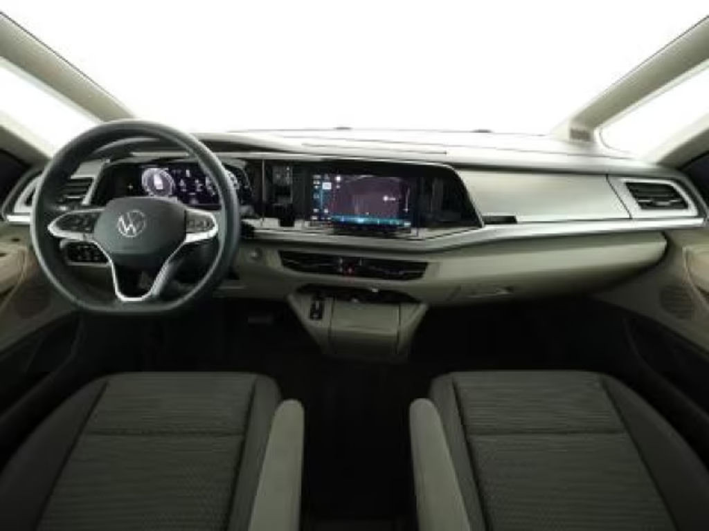 Volkswagen Multivan DSG Life 2.0 TDI T7