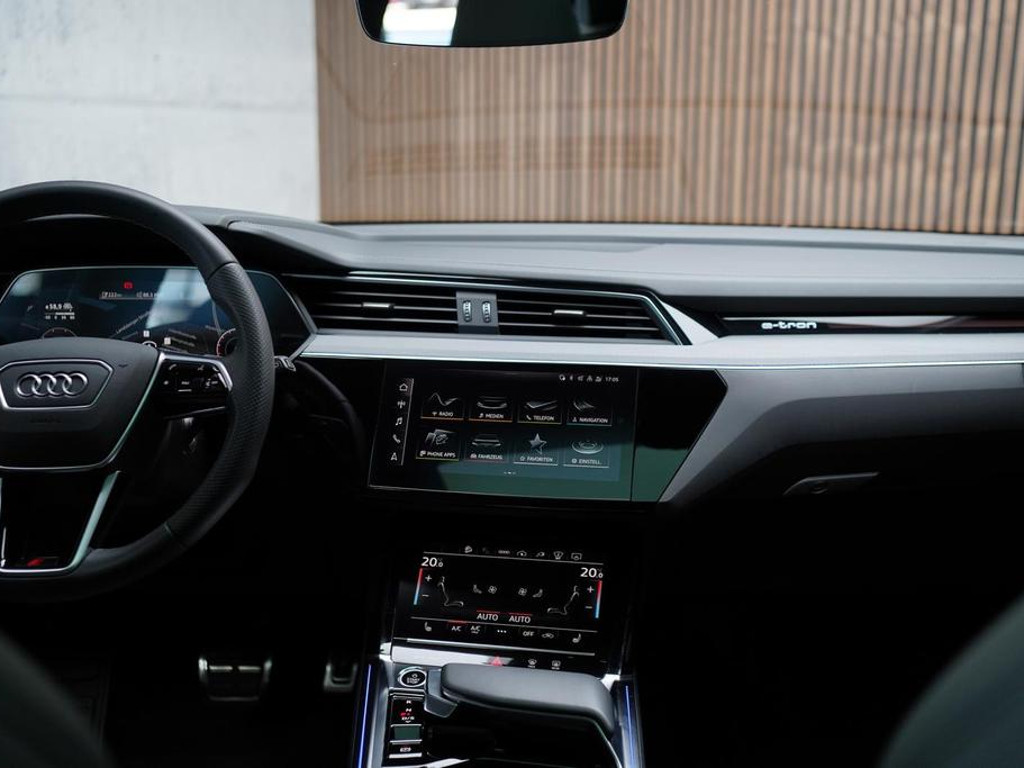 Audi Q8 e-tron