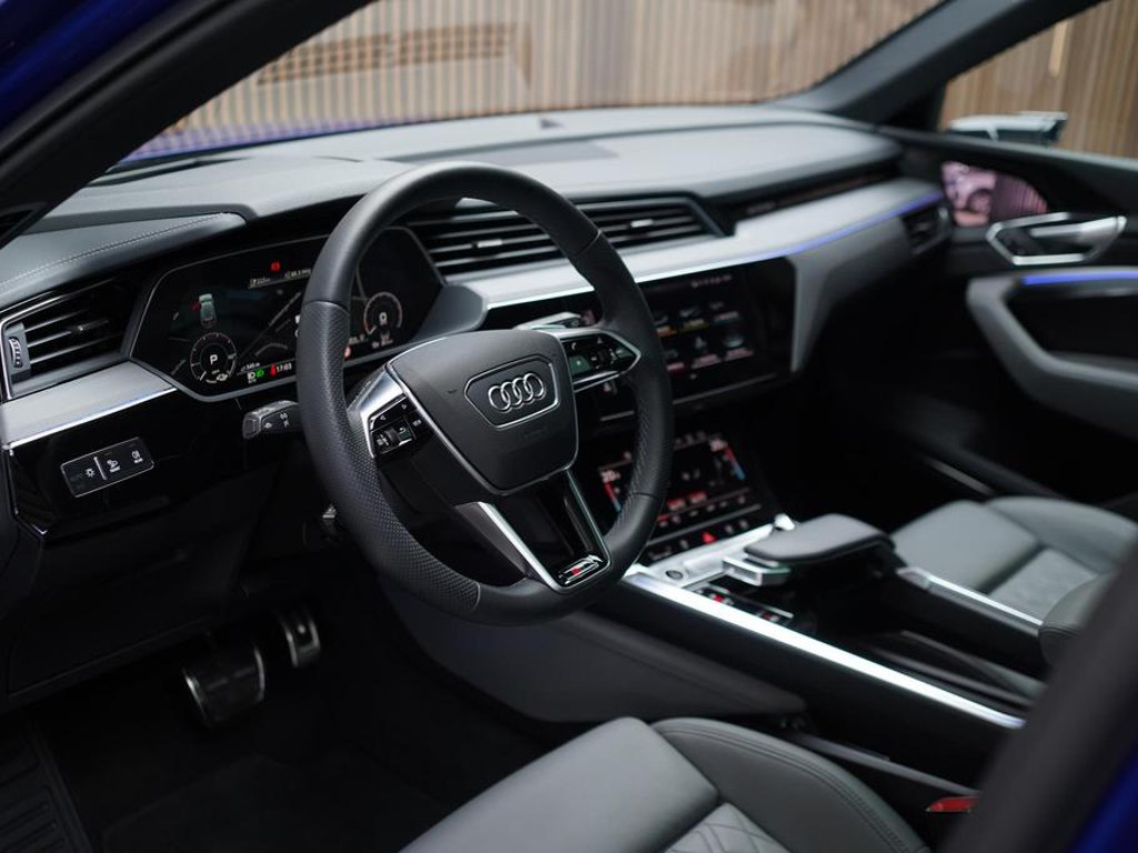 Audi Q8 e-tron