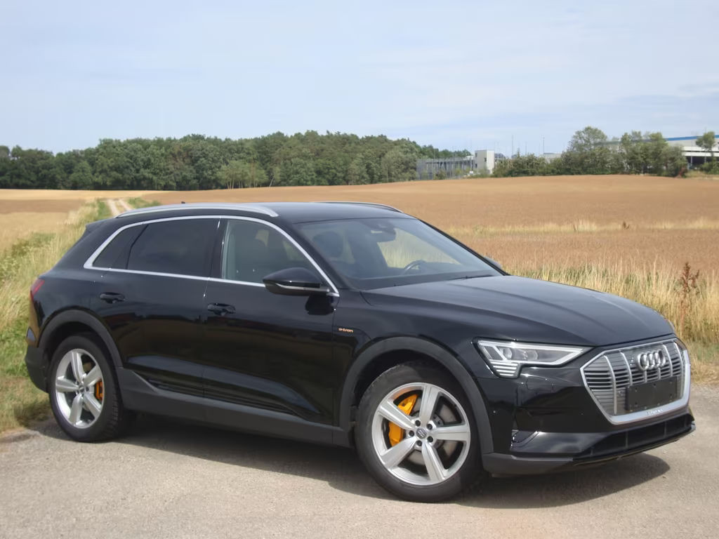 Audi e-tron Quattro 50