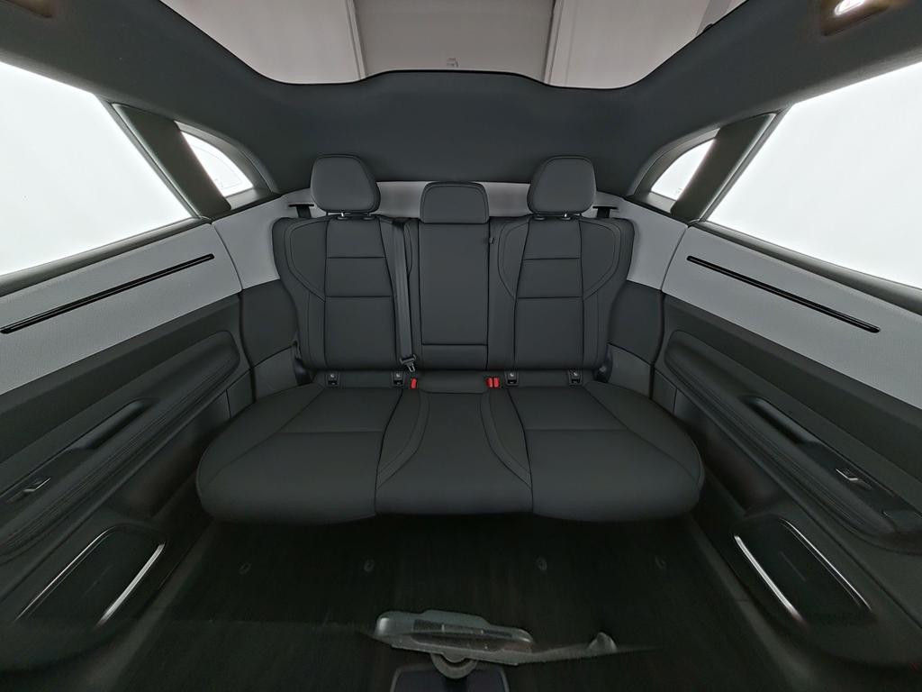 Polestar 4
