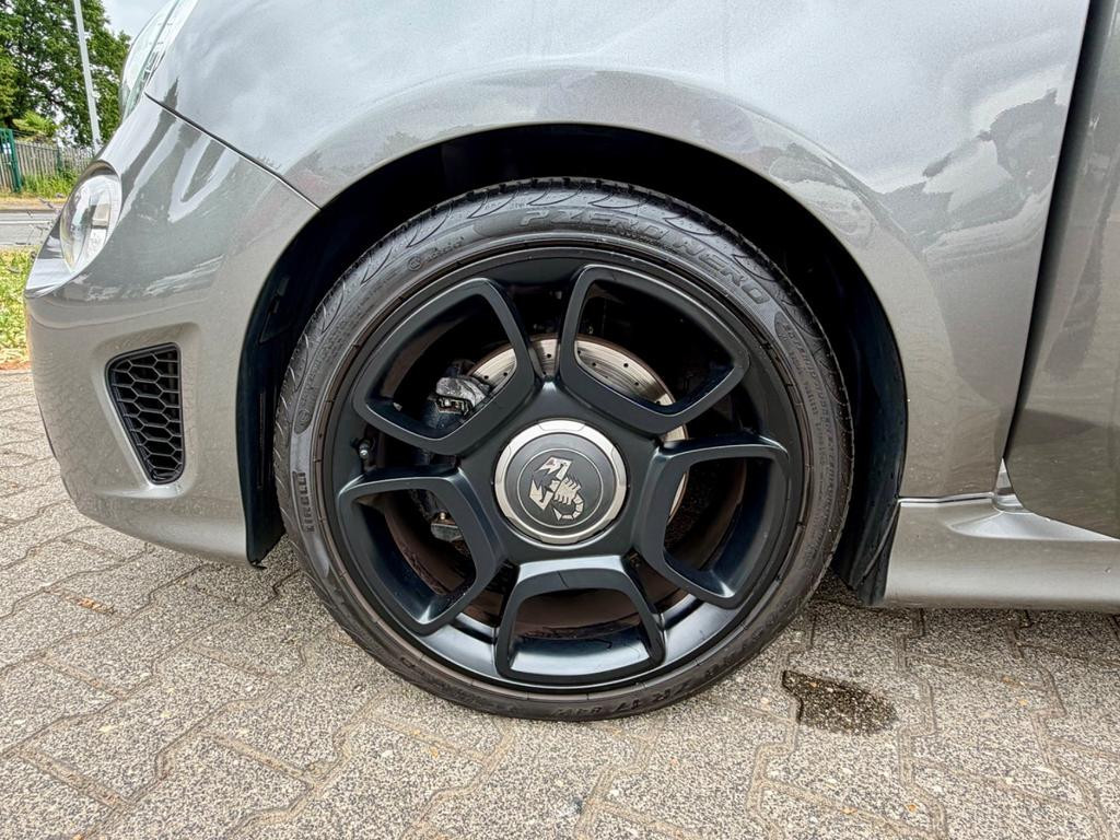 Abarth 595