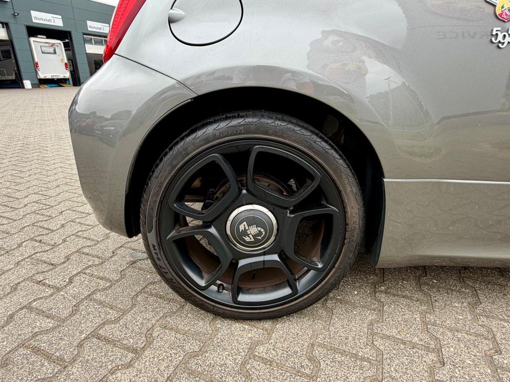 Abarth 595