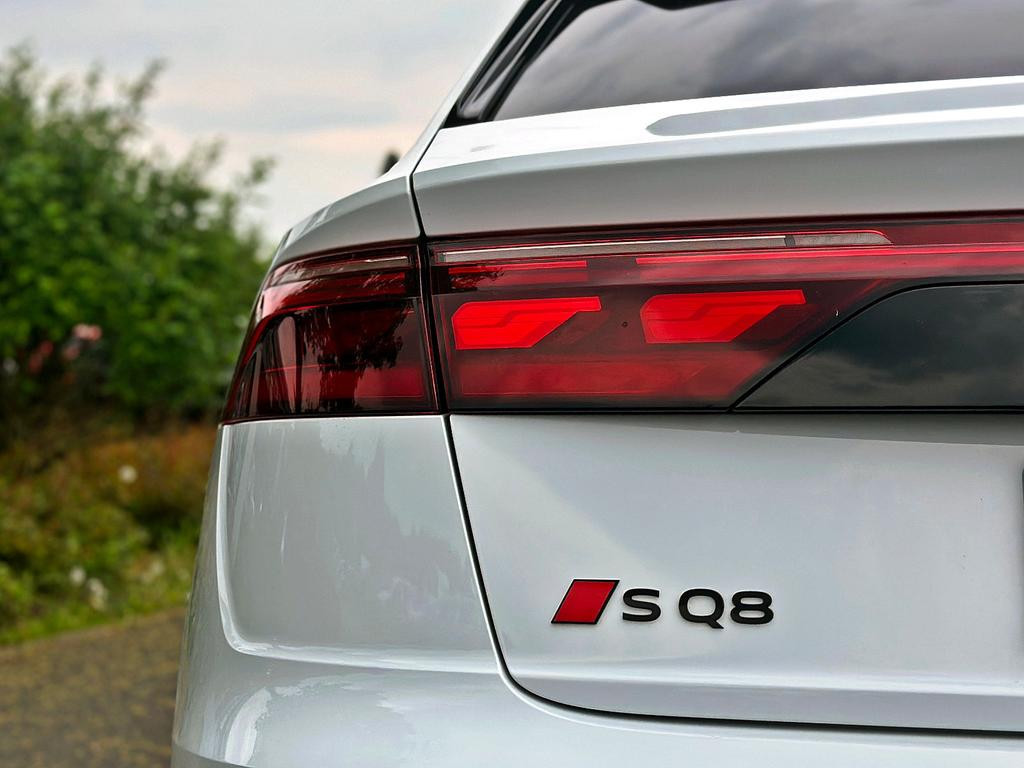 Audi SQ8