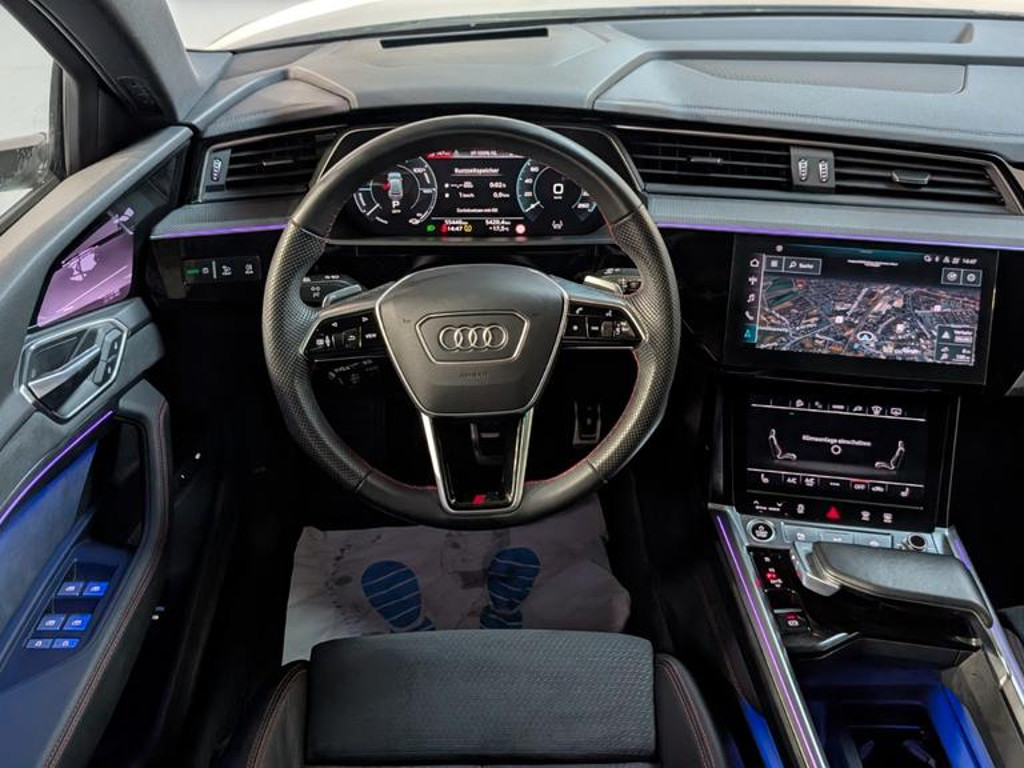 Audi Q8 e-tron
