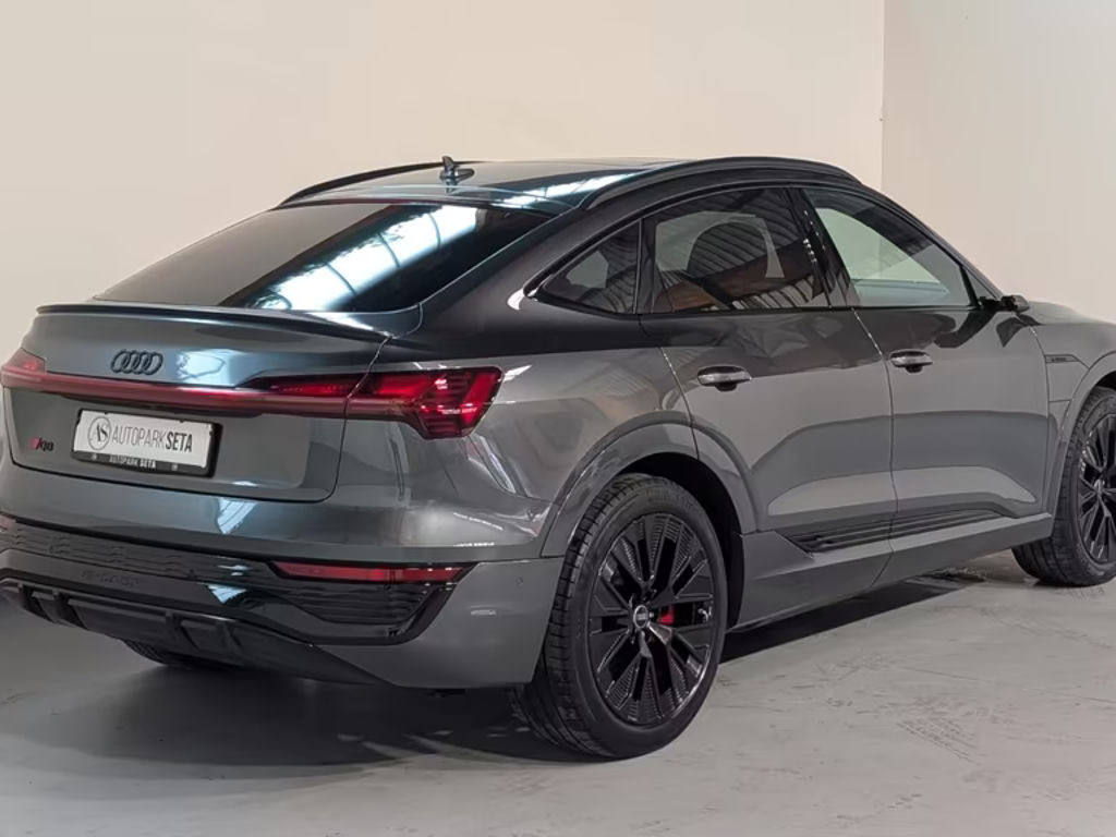 Audi Q8 e-tron