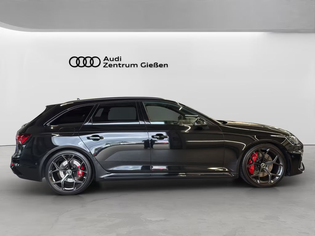Audi RS4