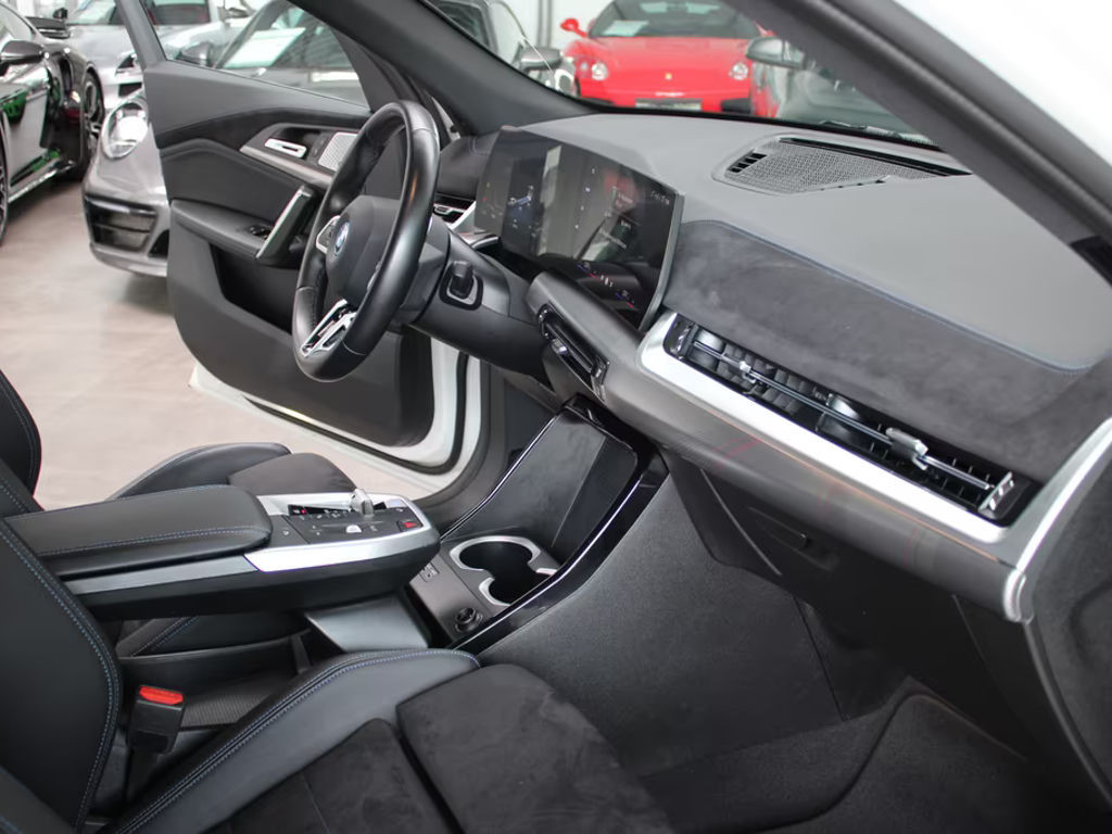 BMW iX2