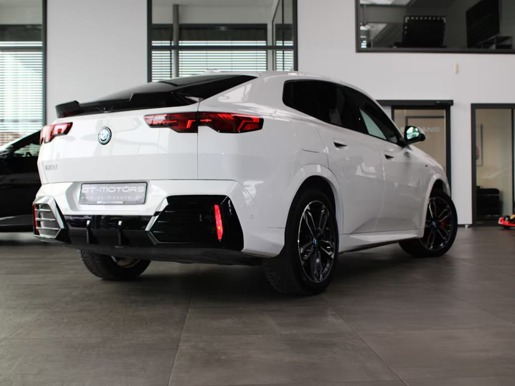 BMW iX2