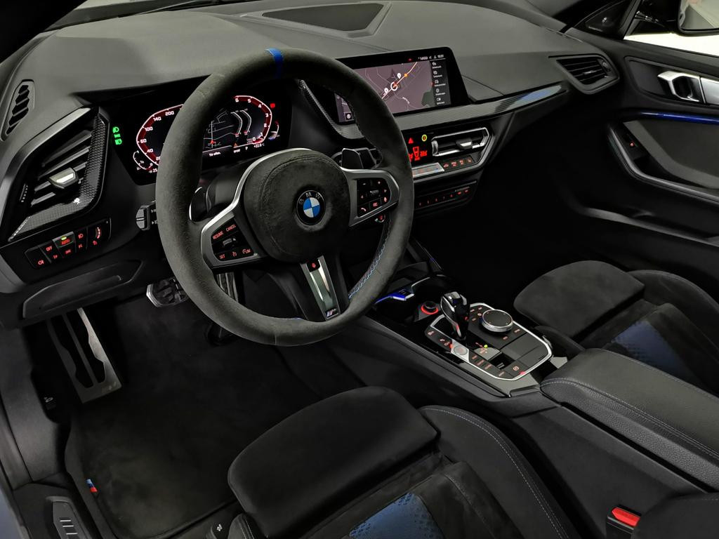 BMW M235