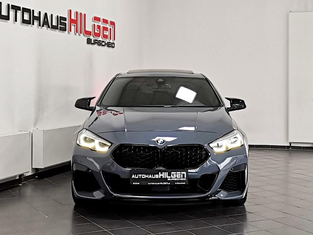 BMW M235