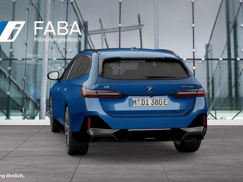 BMW i5