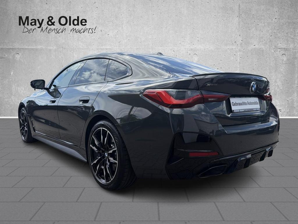 BMW M440