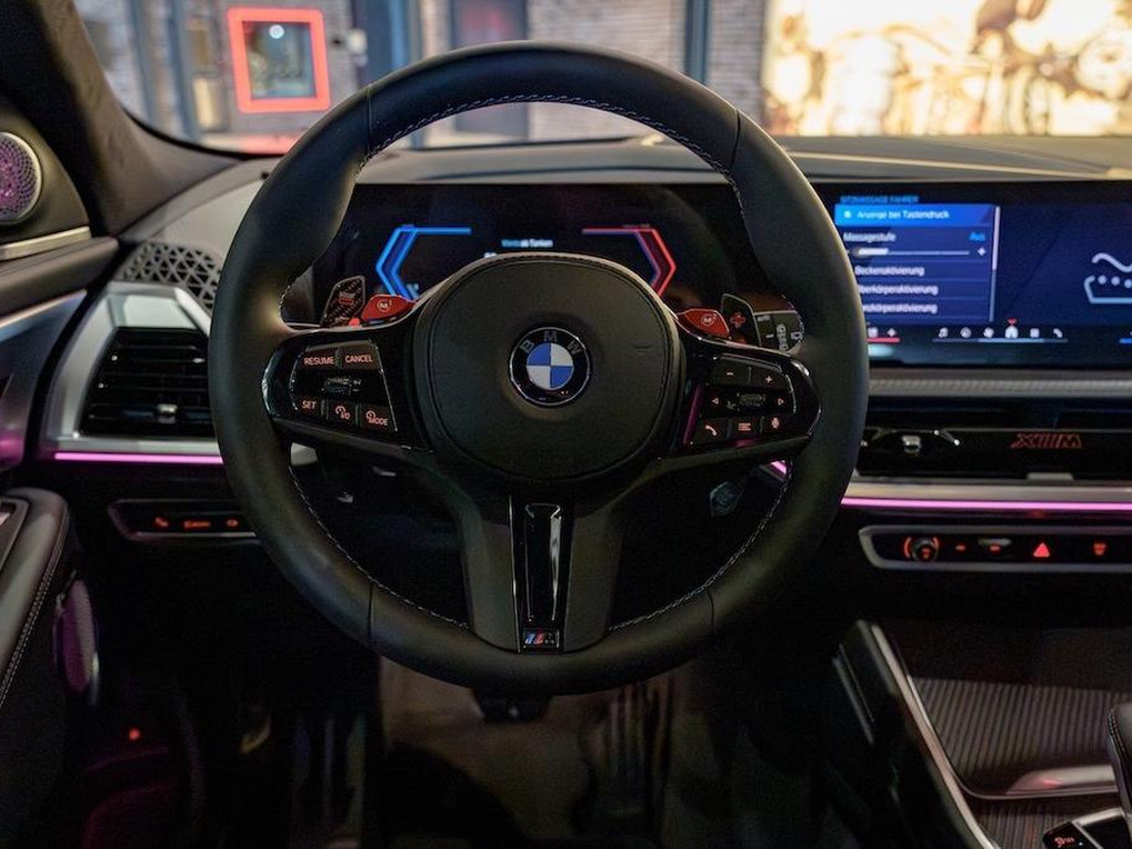BMW XM