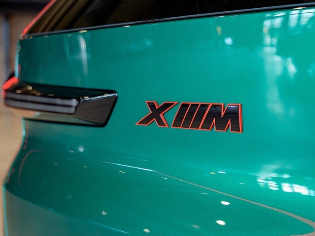 BMW XM