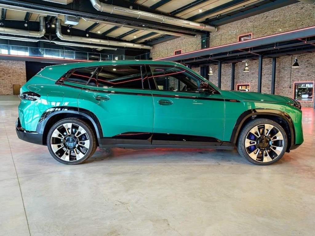 BMW XM