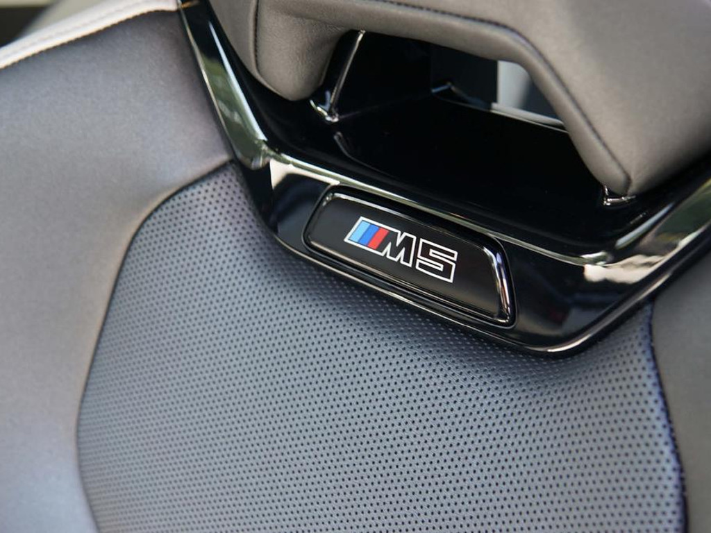 BMW M5